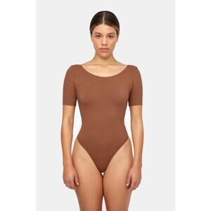 NEW! Lacausa Dawn Bodysuit Size XL Mocha Scoop Back Thong Soft Spandex H9-6